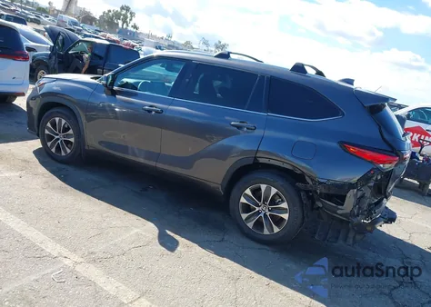 2022 Toyota Highlander Xle из США, поврежденный, VIN 5TDHZRBH2NS232250